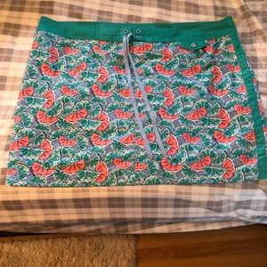 Vineyard vines skirt.